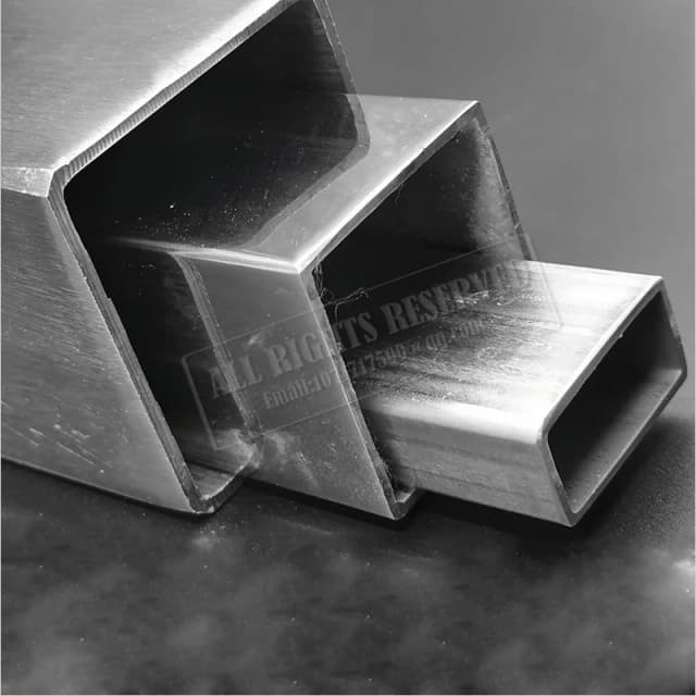 Tubo de acero Tubo de acero cuadrado de 25 mm Tubo inoxidable Tubo de acero de 30 mm Tubos rectangulares Tubos Tubo de metal