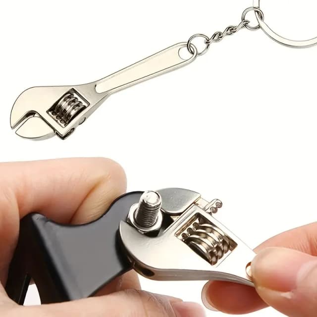 Llavero con llave ajustable, herramienta creativa, llavero de Metal para hombres, 1 ud.