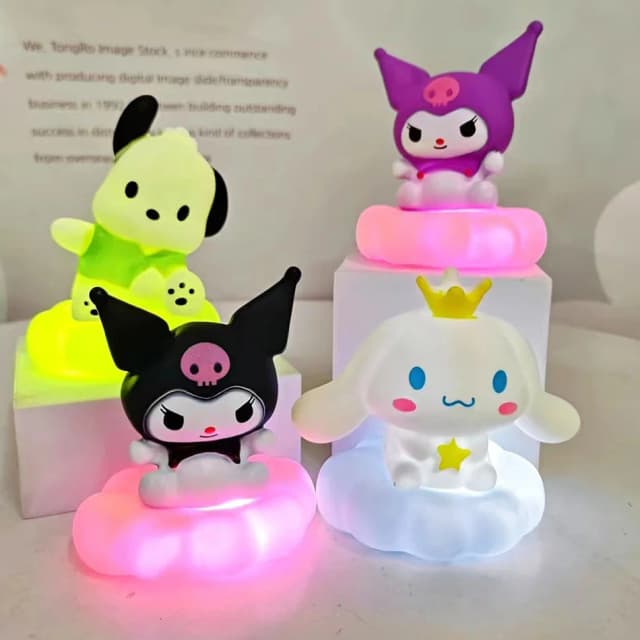 Nueva luz nocturna Kawaii Sanrios, nube esmaltada, dibujos animados Kuromi Cinnamoroll Pochacco, mesa pequeña, decoración iluminadora