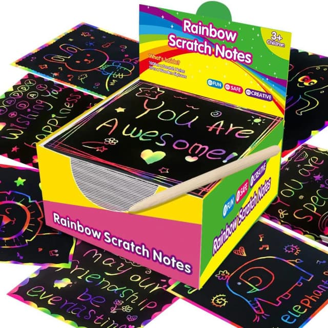Juego de arte de papel para rascar, papel mágico de arcoíris con 2 lápices de bambú, notas negras para rascar, tarjeta de regalo de cumpleaños y Navidad, 100 Uds.