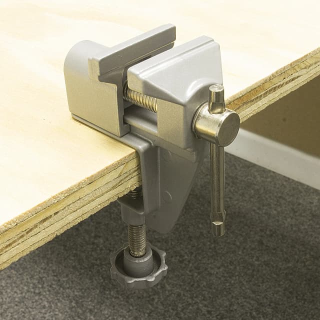 Mini Tornillo de Banco de Mesa, Abrazadera Multifuncional para Trabajos Domésticos, Manualidades, Reparaciones, Joyería y Bricolaje, Abrazadera Resistente, Modelos Mixtos (Nuevos y Antiguos)